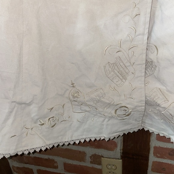 Broadway Torrid Disney “Beauty and the Beast Overcoat" NWT, size 5 - Picture 6 of 10